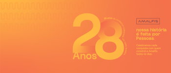 Amalfis celebra 28 anos de história e crescimento no mercado de uniformes profissionais.